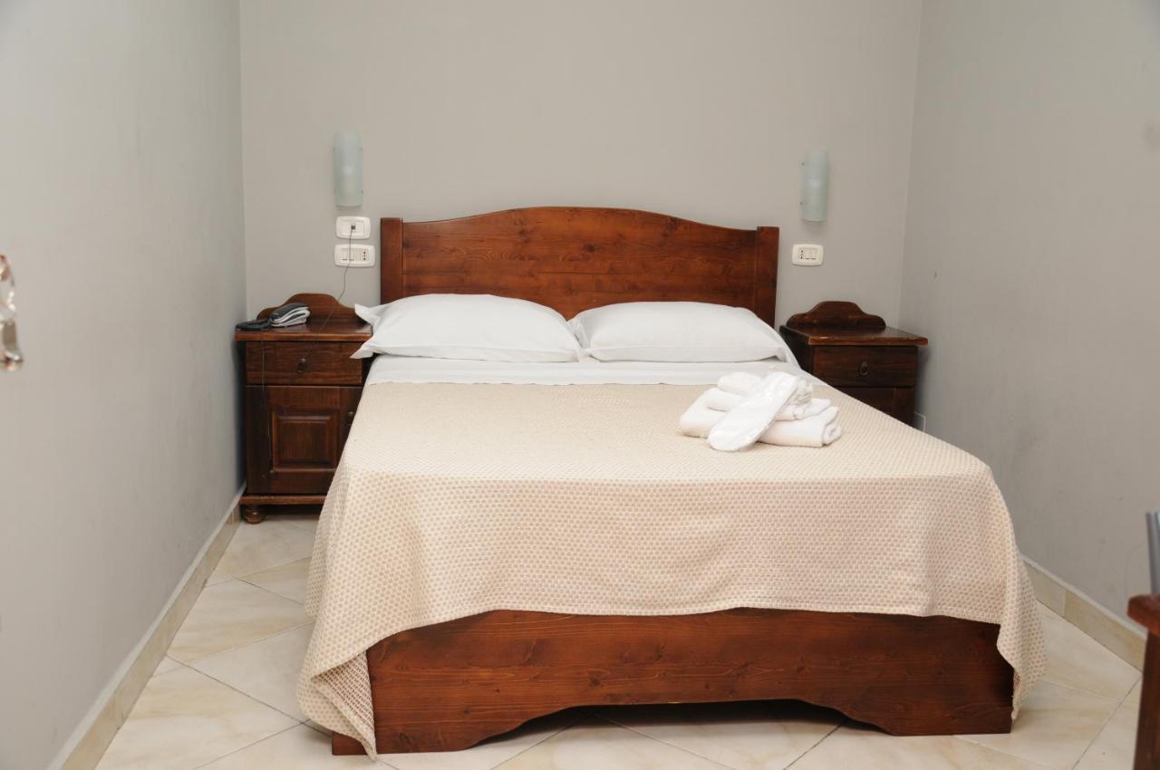 Hotel Sannita Casoria Bagian luar foto