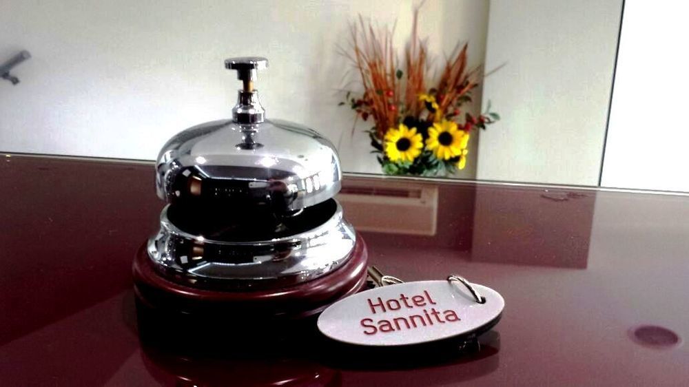 Hotel Sannita Casoria Bagian luar foto