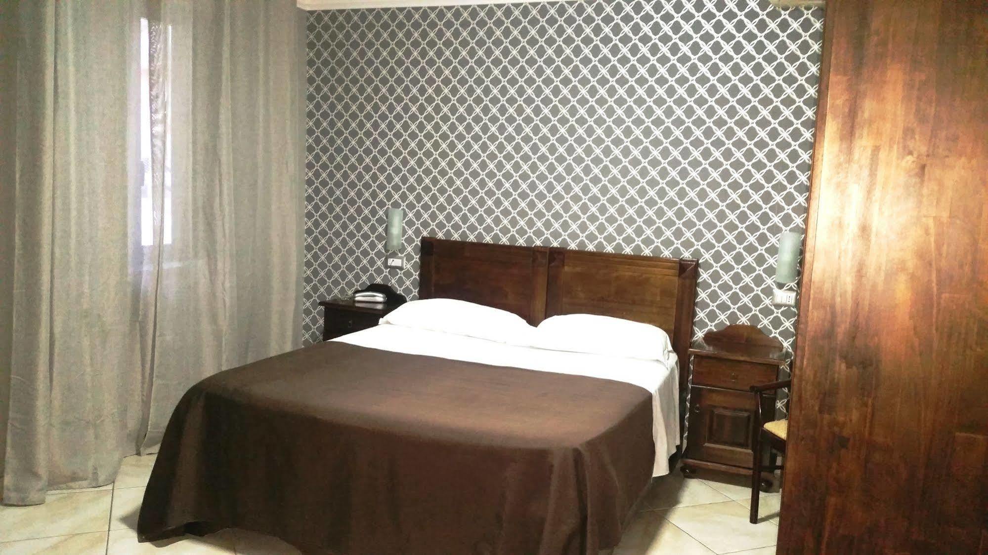 Hotel Sannita Casoria Bagian luar foto