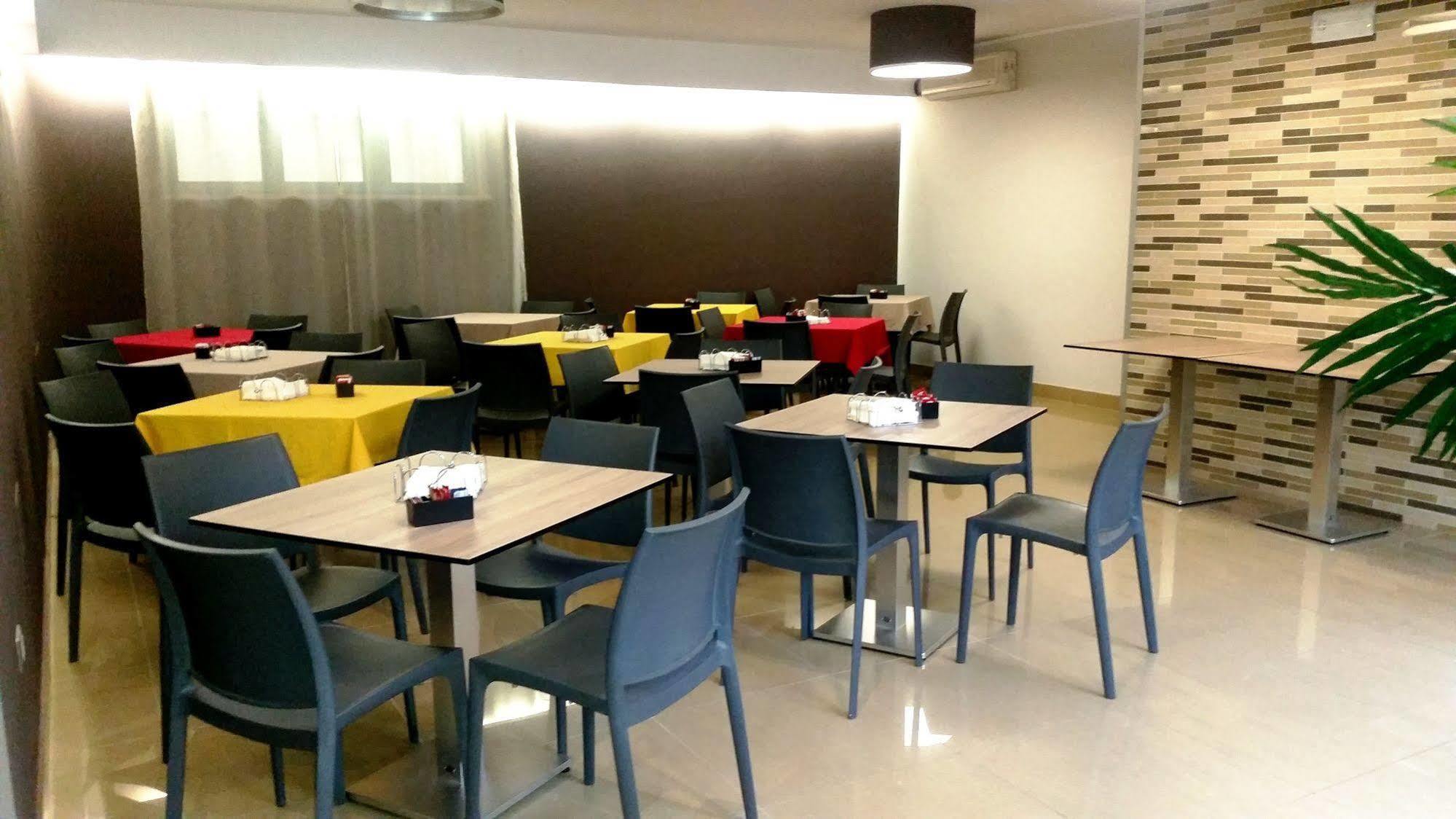 Hotel Sannita Casoria Bagian luar foto